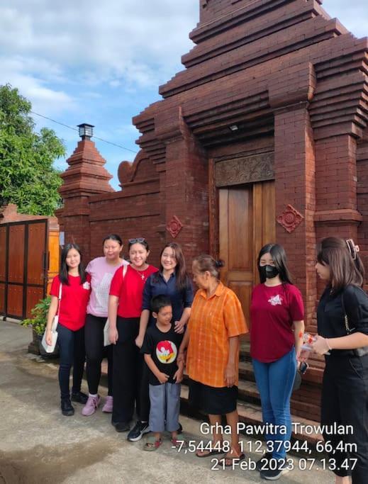 Ferienwohnung Grha Pawitra Trowulan Exterior foto